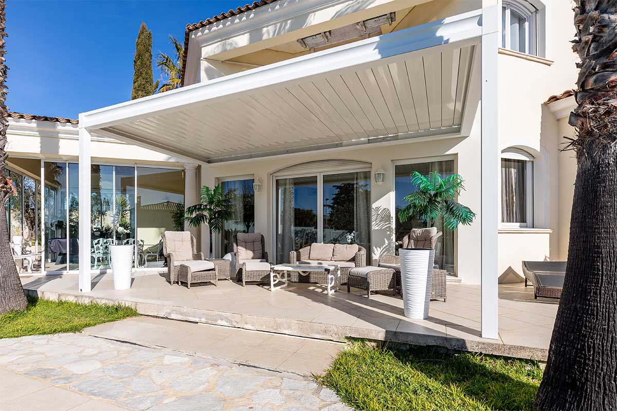 Vente et pose de pergola bioclimatique Cannes Le Cannet